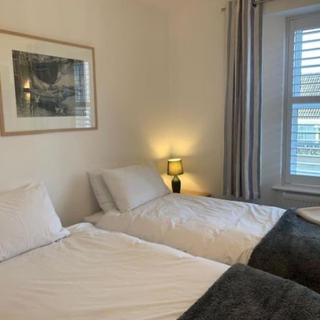 Newly Refurbished Uplyme Getaway Apartment Exterior photo